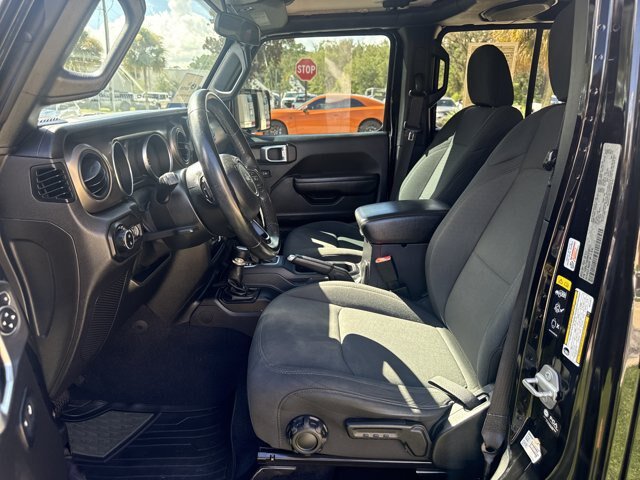 Used 2021 Jeep Gladiator Sport AWD/4WD image 12
