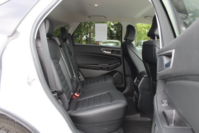 Certified 2024 Ford Edge SEL w/ Convenience Package AWD/4WD image 28