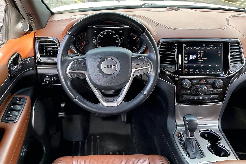 Used 2021 Jeep Grand Cherokee Overland AWD/4WD image 4