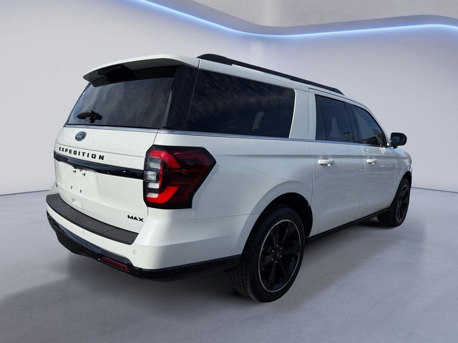 Certified 2024 Ford Expedition Max Limited image 5