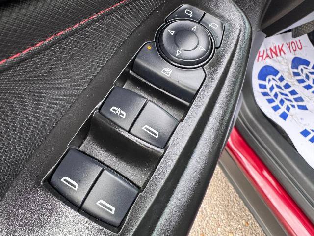Used 2025 Chevrolet TrailBlazer RS w/ Convenience Package FWD image 19