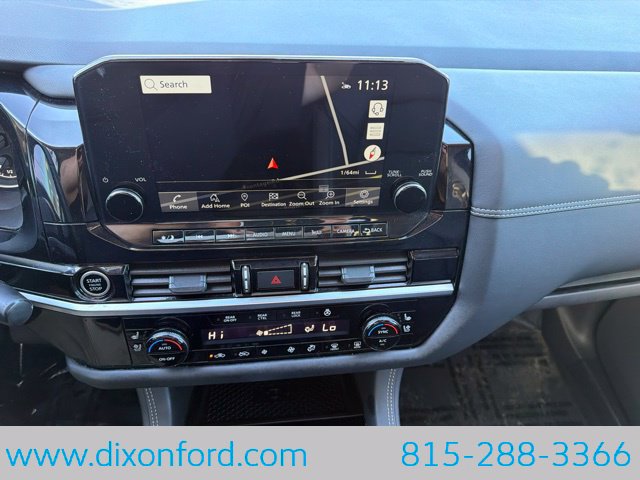 Used 2023 Nissan Pathfinder Platinum AWD/4WD image 14