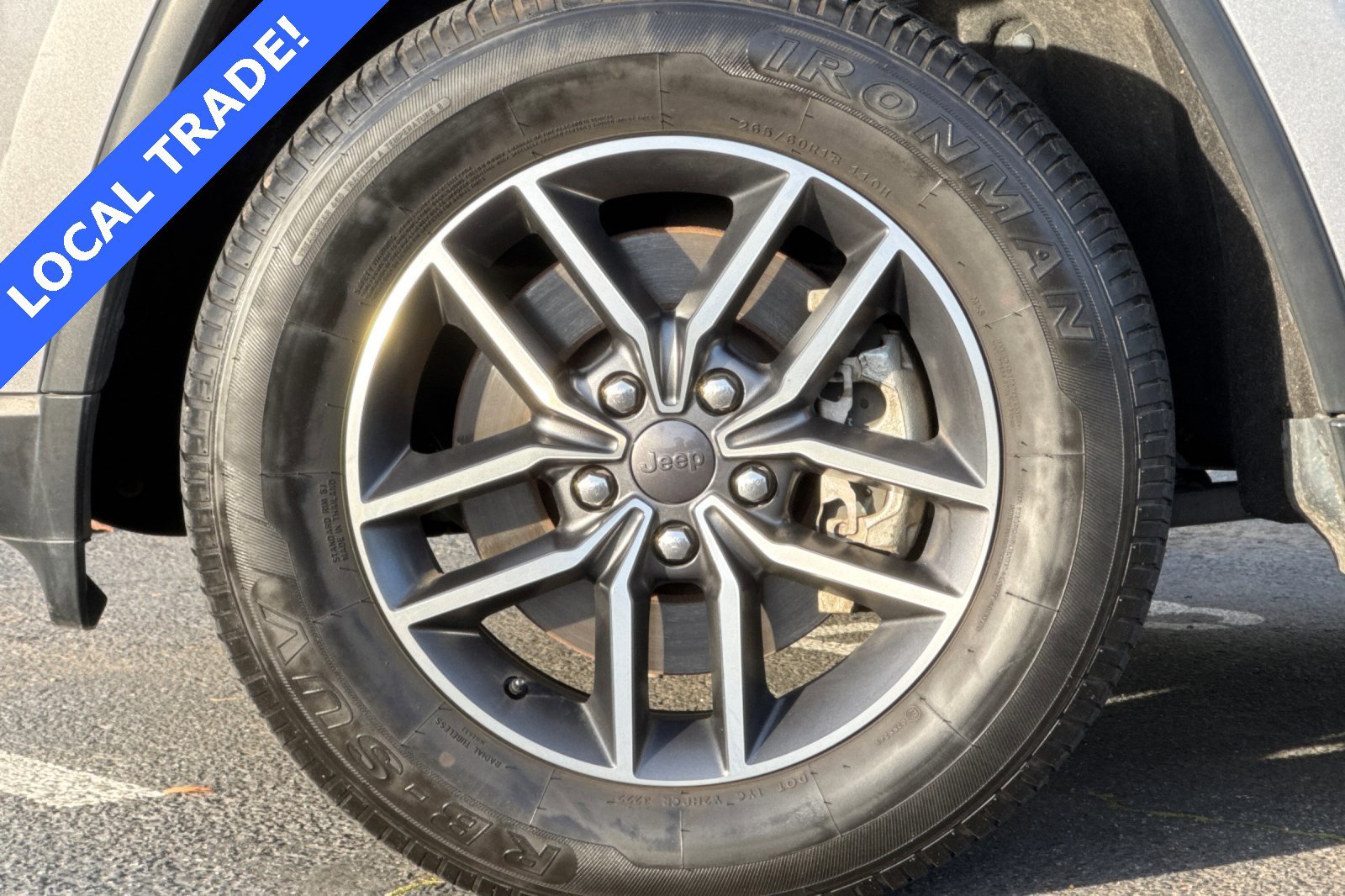 Used 2021 Jeep Grand Cherokee Limited w/ Luxury Group II image 26