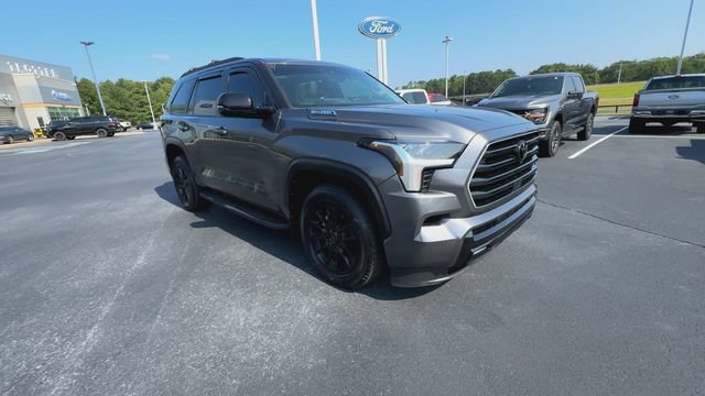 Used 2024 Toyota Sequoia Limited AWD/4WD image 2