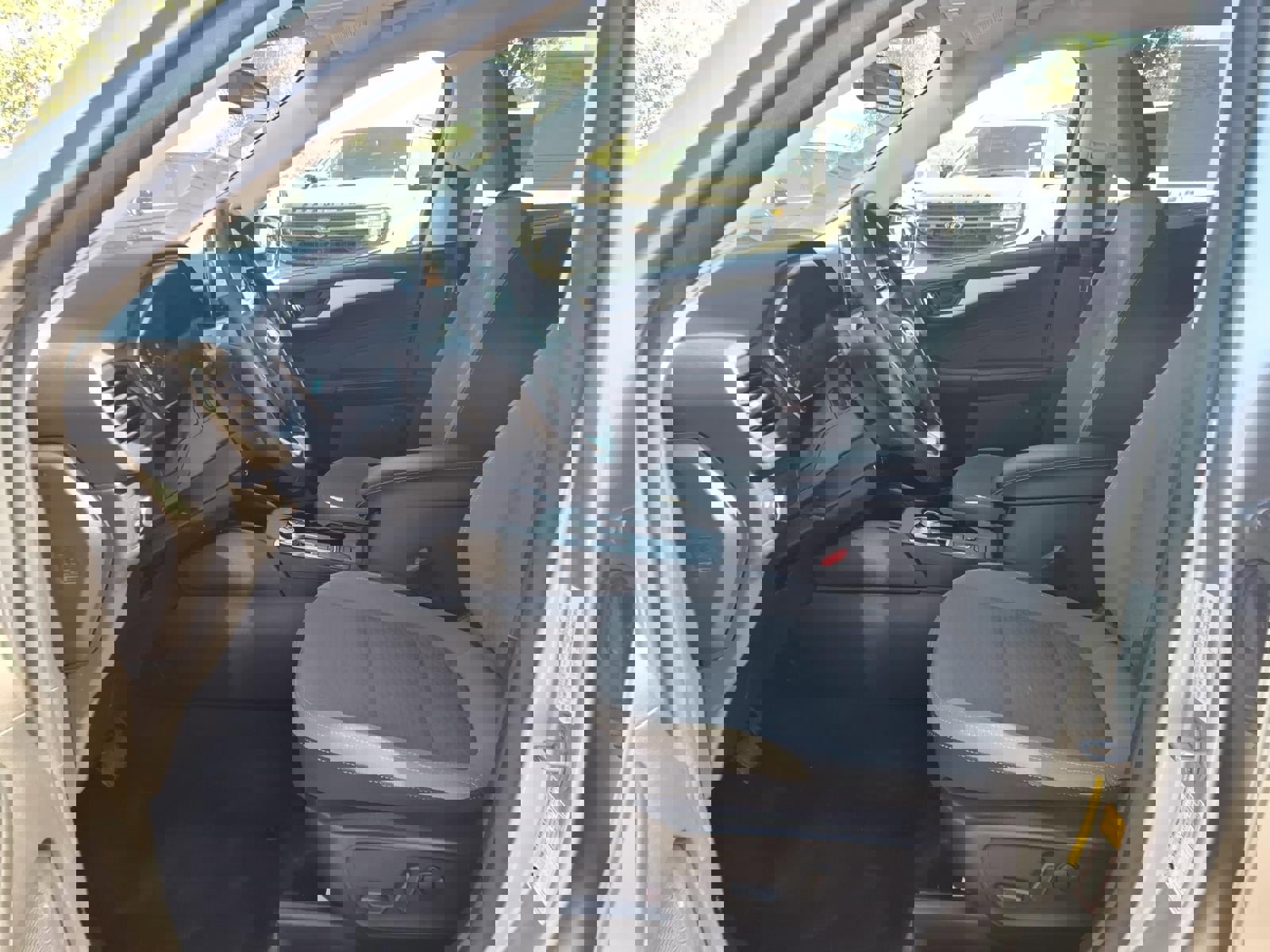 Certified 2022 Ford Escape SE w/ SE Sport Appearance Package image 22