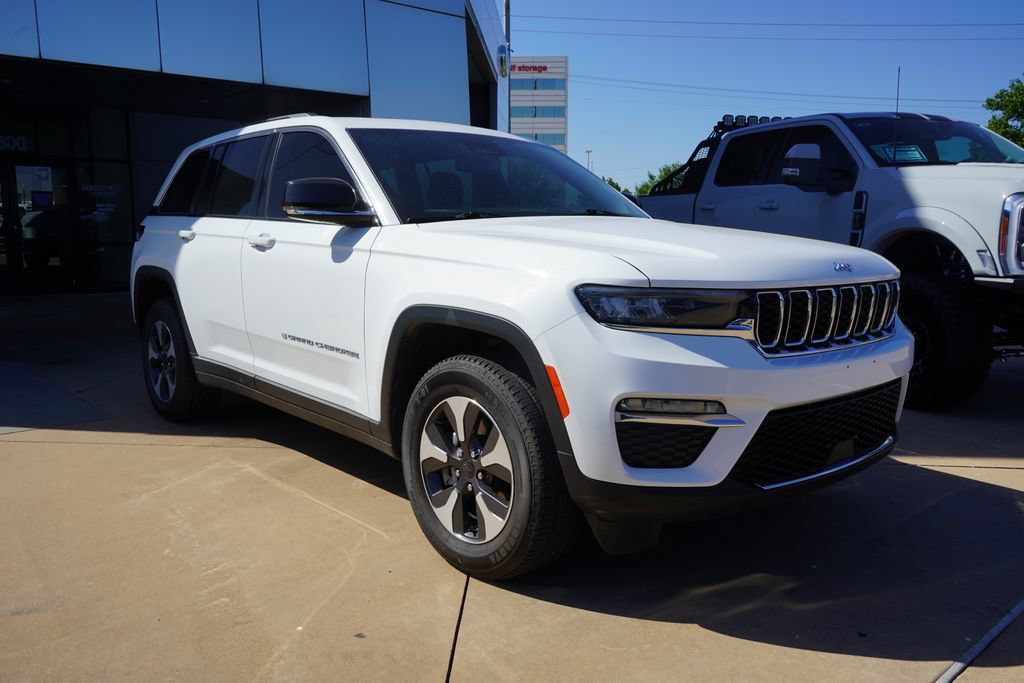 Used 2024 Jeep Grand Cherokee Limited 4xe AWD/4WD image 2