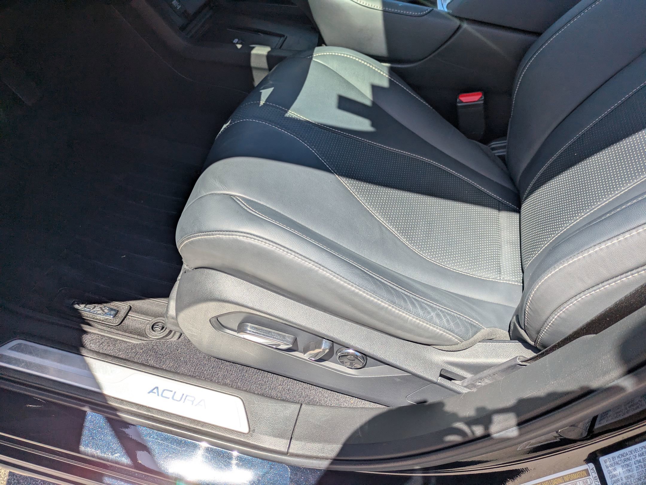 Used 2023 Acura RDX FWD w/ Technology Package image 14