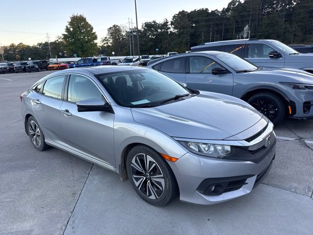 Used 2017 Honda Civic EX-T image 3