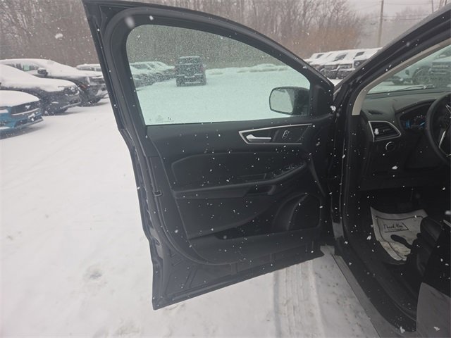 Certified 2023 Ford Edge SEL image 35
