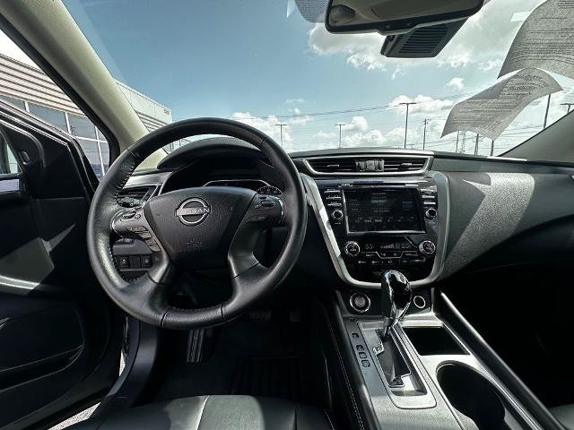 Used 2023 Nissan Murano SV w/ SV Midnight Edition Package FWD image 11