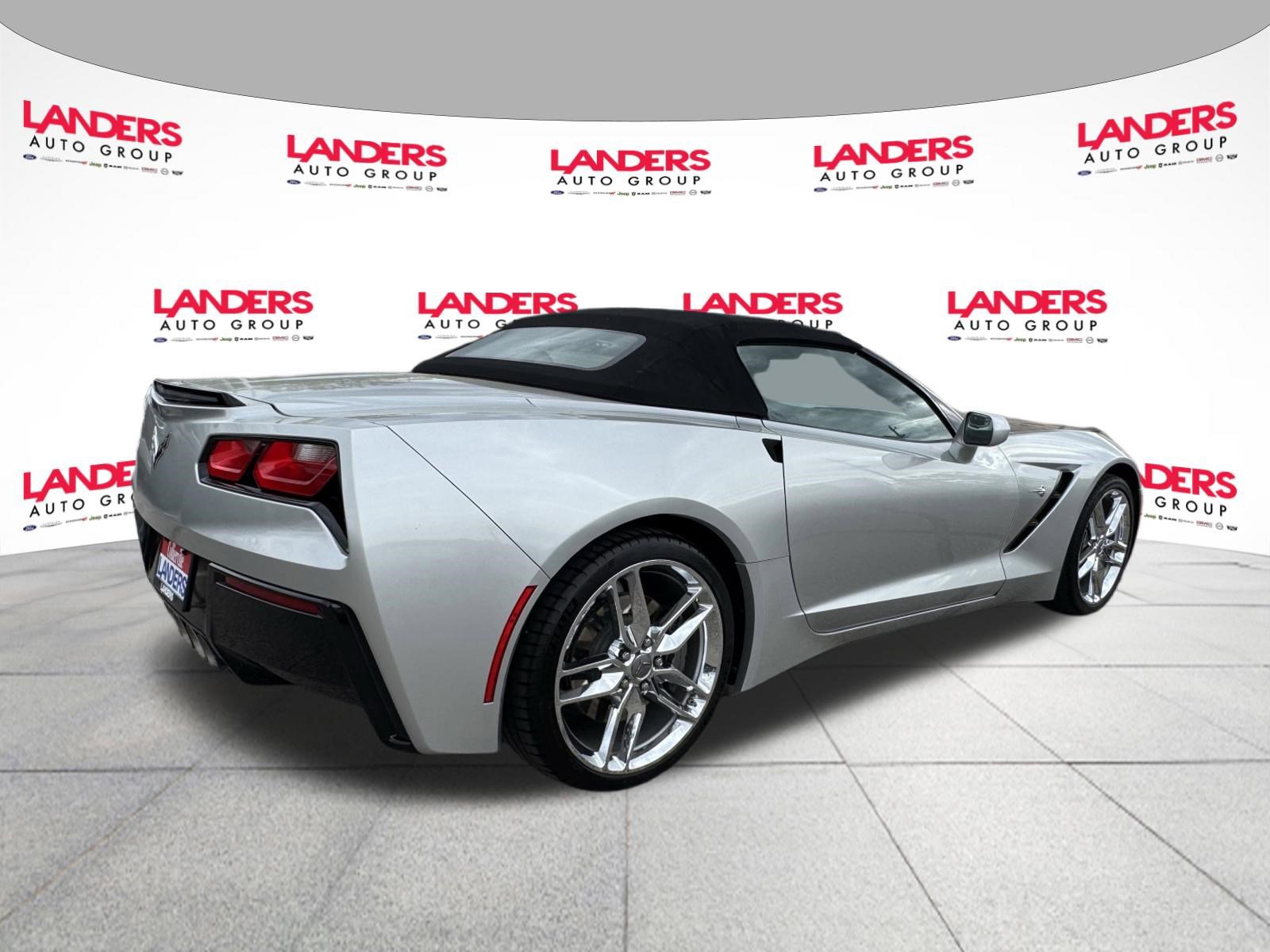 Used 2018 Chevrolet Corvette Stingray Convertible w/ 3LT Preferred Equipment Group image 3