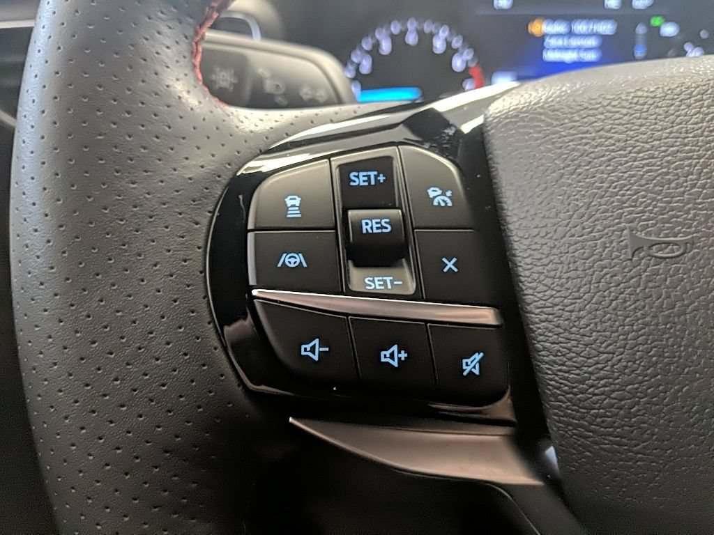 Certified 2023 Ford Explorer ST-Line AWD/4WD image 18