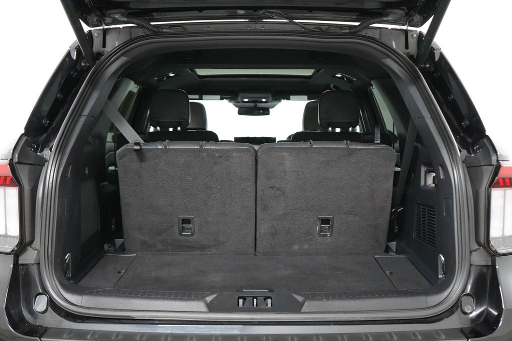 Certified 2025 Ford Explorer ST AWD/4WD image 22