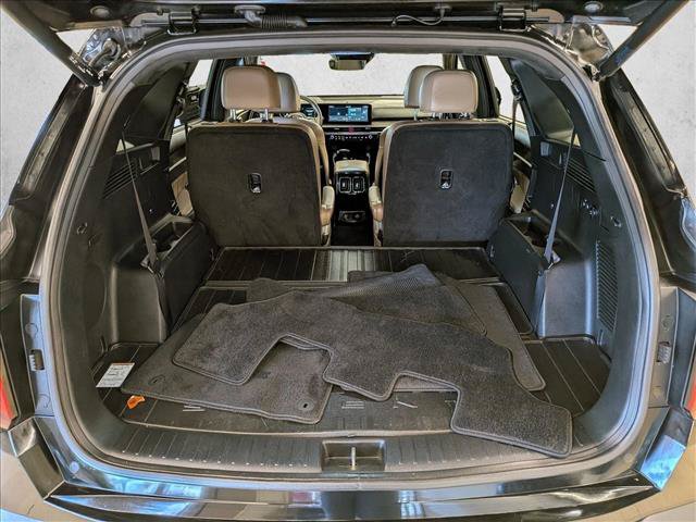 Used 2024 Kia Sorento SX Prestige w/ Olive Brown Leather Package AWD/4WD image 7
