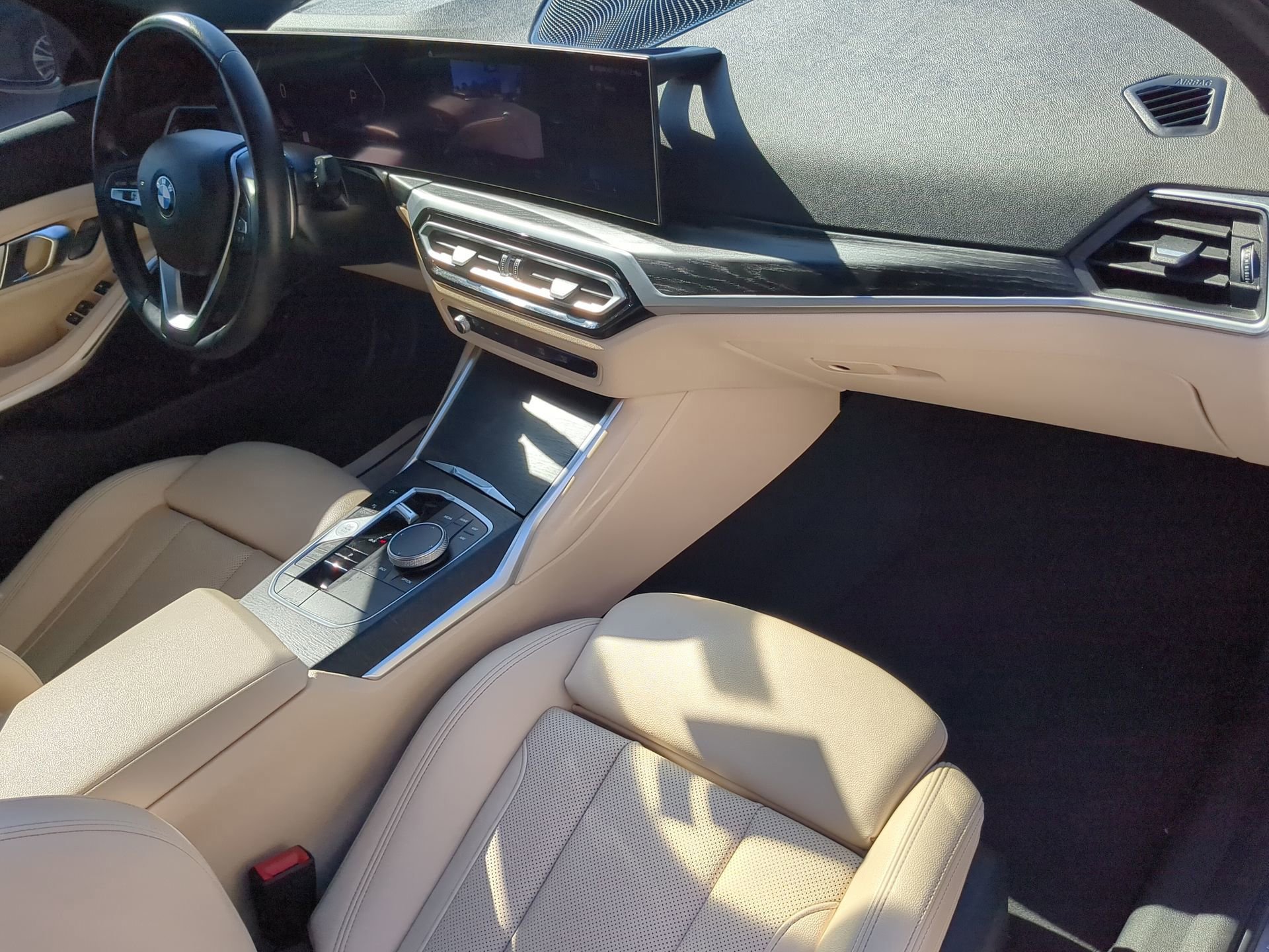 Used 2023 BMW 330i Sedan w/ Driving Assistance Package image 40