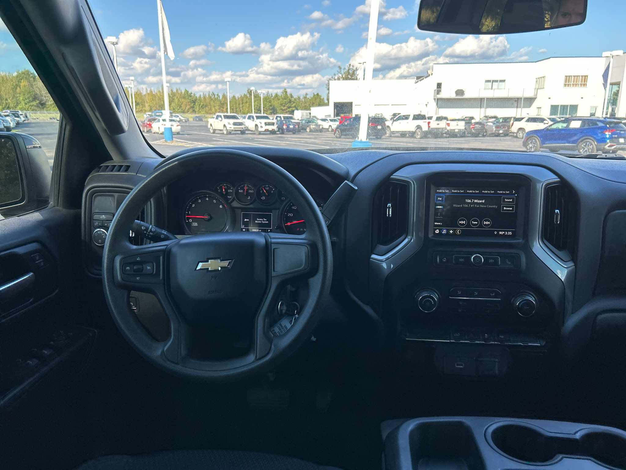 Used 2019 Chevrolet Silverado 1500 Custom w/ Custom Value Package RWD image 13