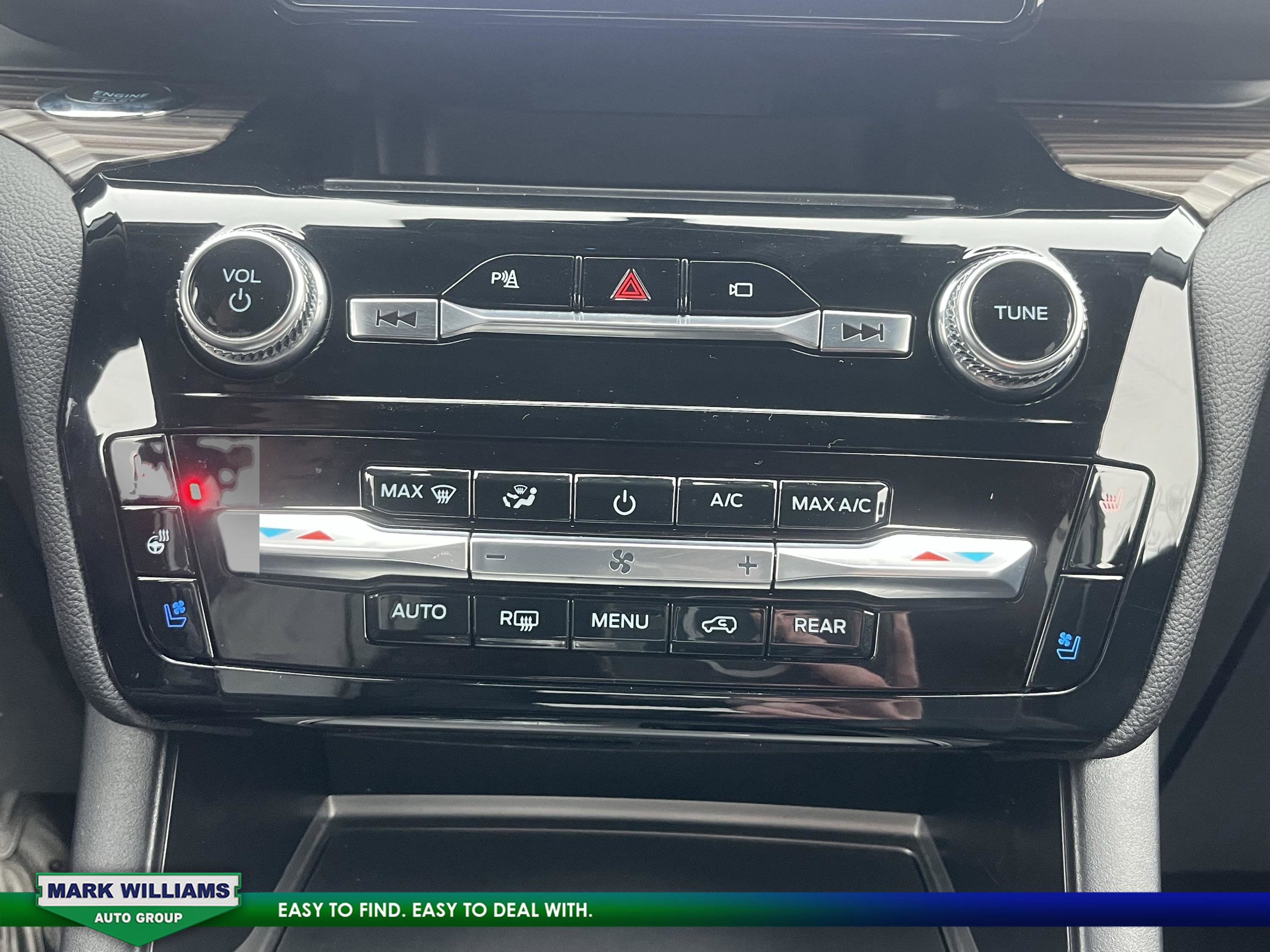 Certified 2022 Ford Explorer Limited w/ Equipment Group 301A image 20