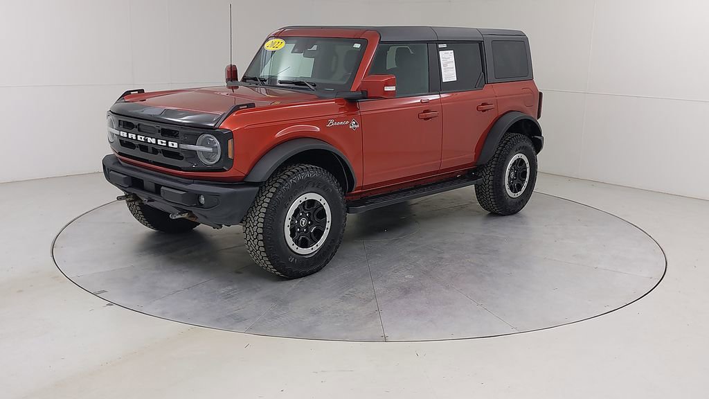 Certified 2022 Ford Bronco Outer Banks w/ Sasquatch Package AWD/4WD image 20