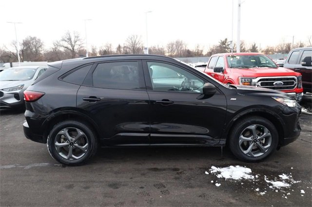 Certified 2024 Ford Escape ST-Line image 3