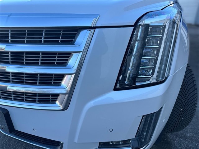 Used 2019 Cadillac Escalade Premium Luxury image 9