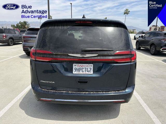 Used 2023 Chrysler Pacifica Touring-L FWD image 19