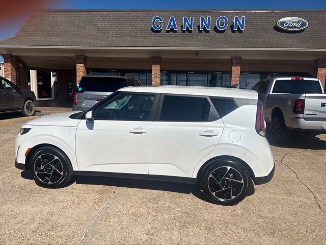 Used 2024 Kia Soul EX FWD image 3
