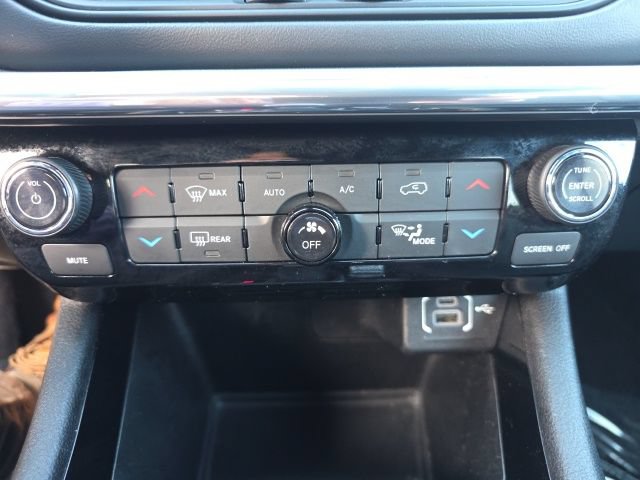Used 2023 Jeep Compass Limited AWD/4WD image 26