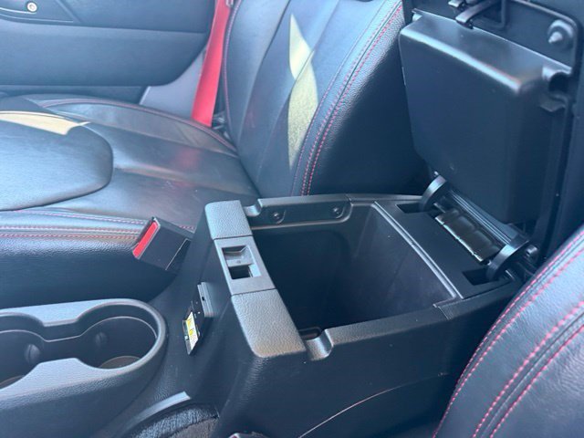 Used 2017 Jeep Wrangler Unlimited Rubicon AWD/4WD image 24