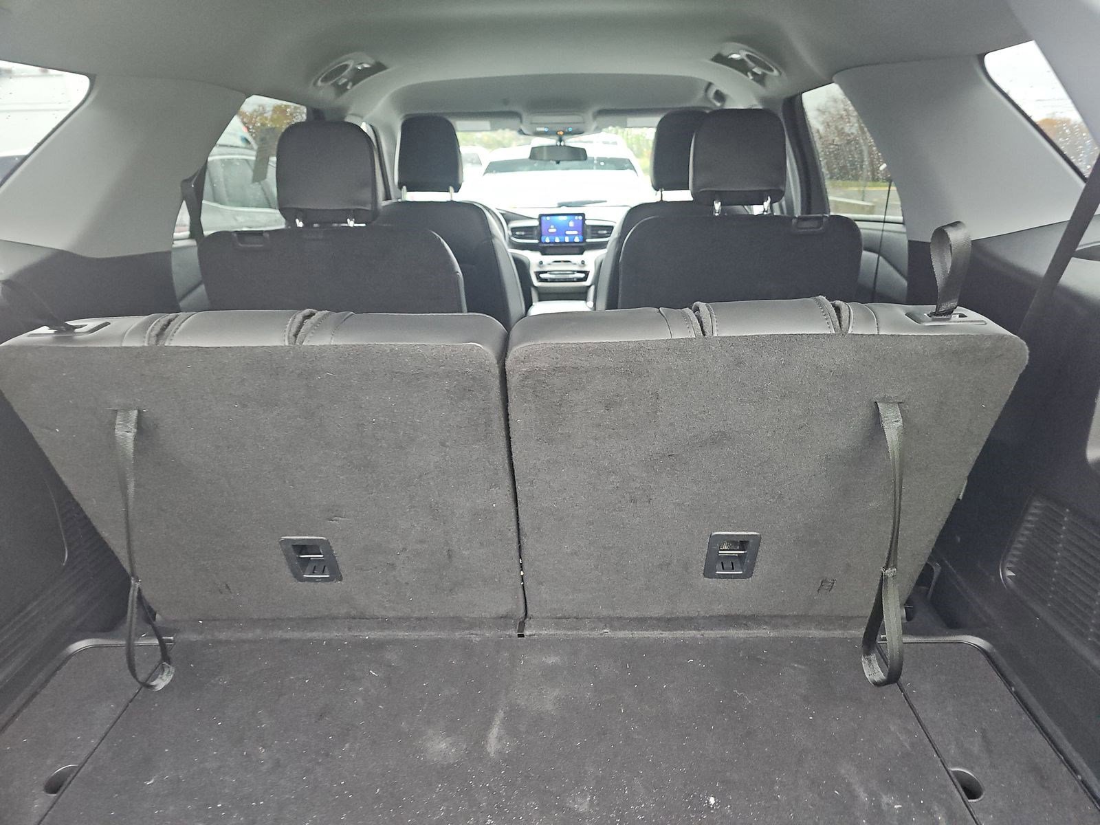 Certified 2022 Ford Explorer XLT w/ Equipment Group 202A image 21