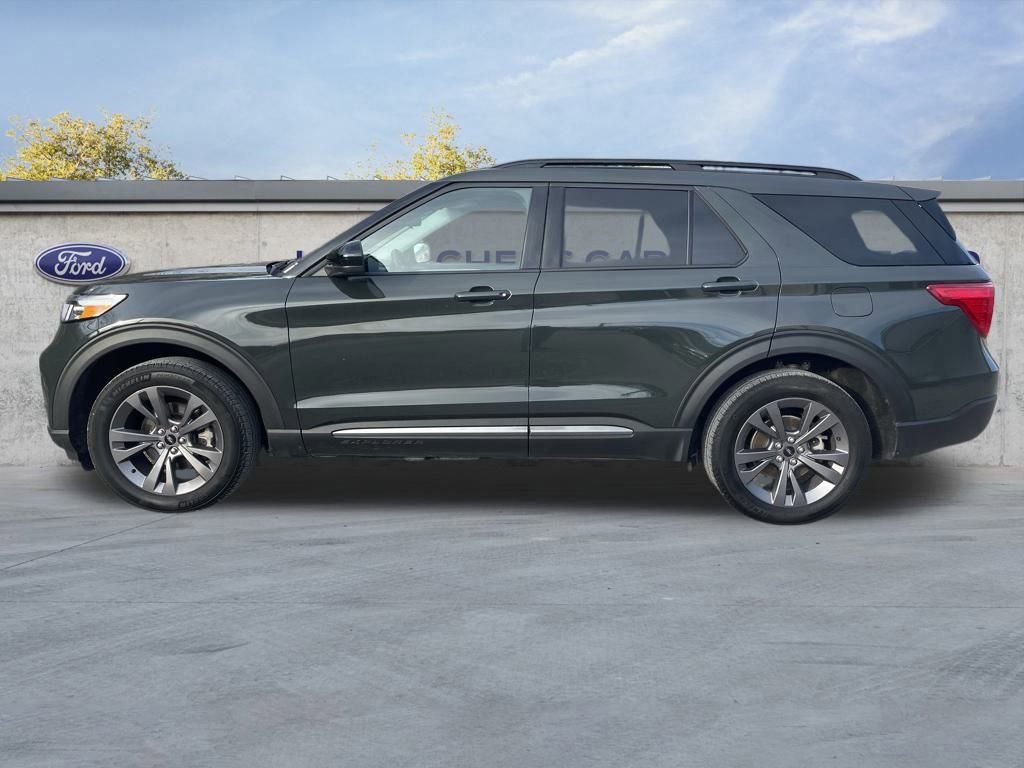 Certified 2024 Ford Explorer XLT w/ Equipment Group 202A image 2