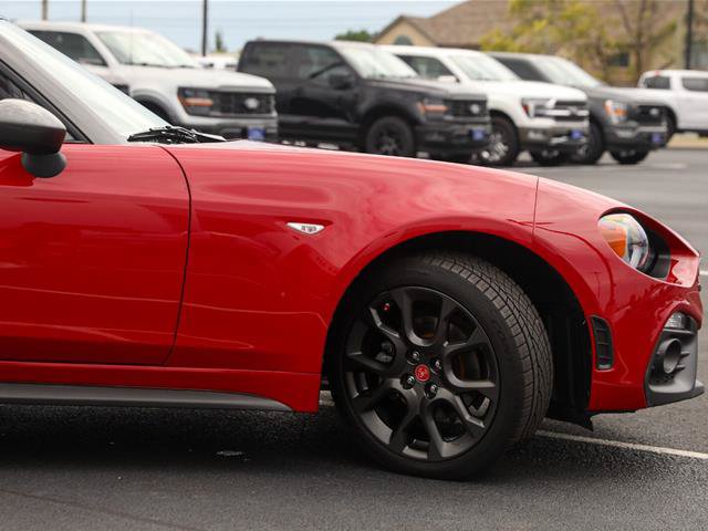 Used 2017 FIAT 124 Spider Abarth RWD image 11