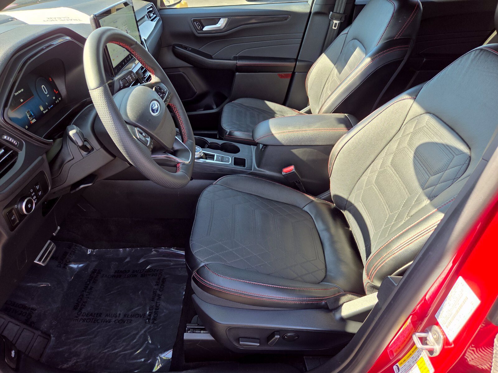 Certified 2024 Ford Escape ST-Line Elite w/ Premium Technology Package AWD/4WD image 10