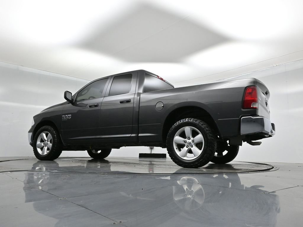 Used 2024 RAM 1500 Classic SLT image 19
