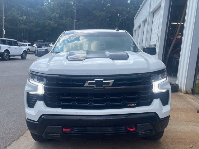 Used 2023 Chevrolet Silverado 1500 LT Trail Boss w/ Convenience Package II AWD/4WD image 2