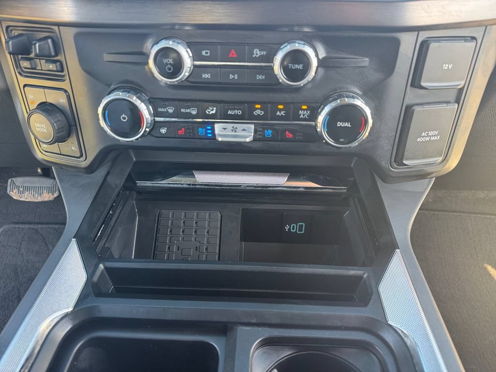 Certified 2025 Ford F350 Lariat w/ Lariat Ultimate Package AWD/4WD image 21