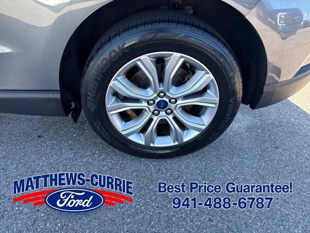 Certified 2022 Ford Edge Titanium AWD/4WD image 15