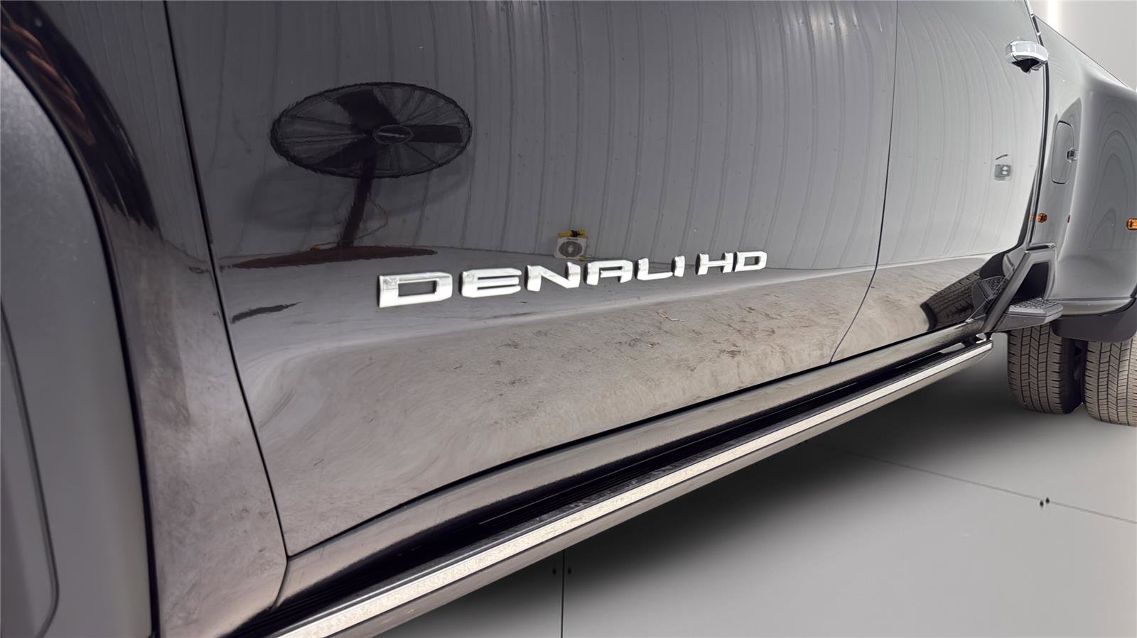 Used 2022 GMC Sierra 3500 Denali AWD/4WD image 34