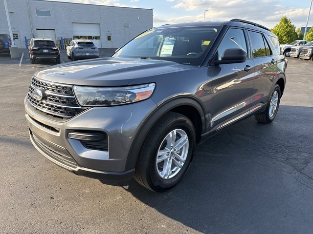 Certified 2022 Ford Explorer XLT w/ Class IV Trailer Tow Package AWD/4WD image 1
