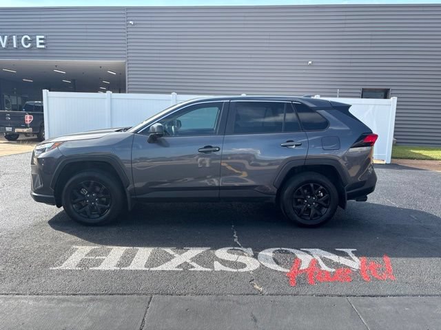 Used 2024 Toyota RAV4 LE FWD image 2