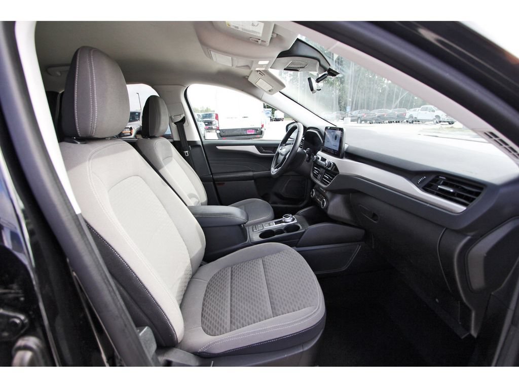 Certified 2022 Ford Escape SE w/ SE Sport Appearance Package FWD image 27