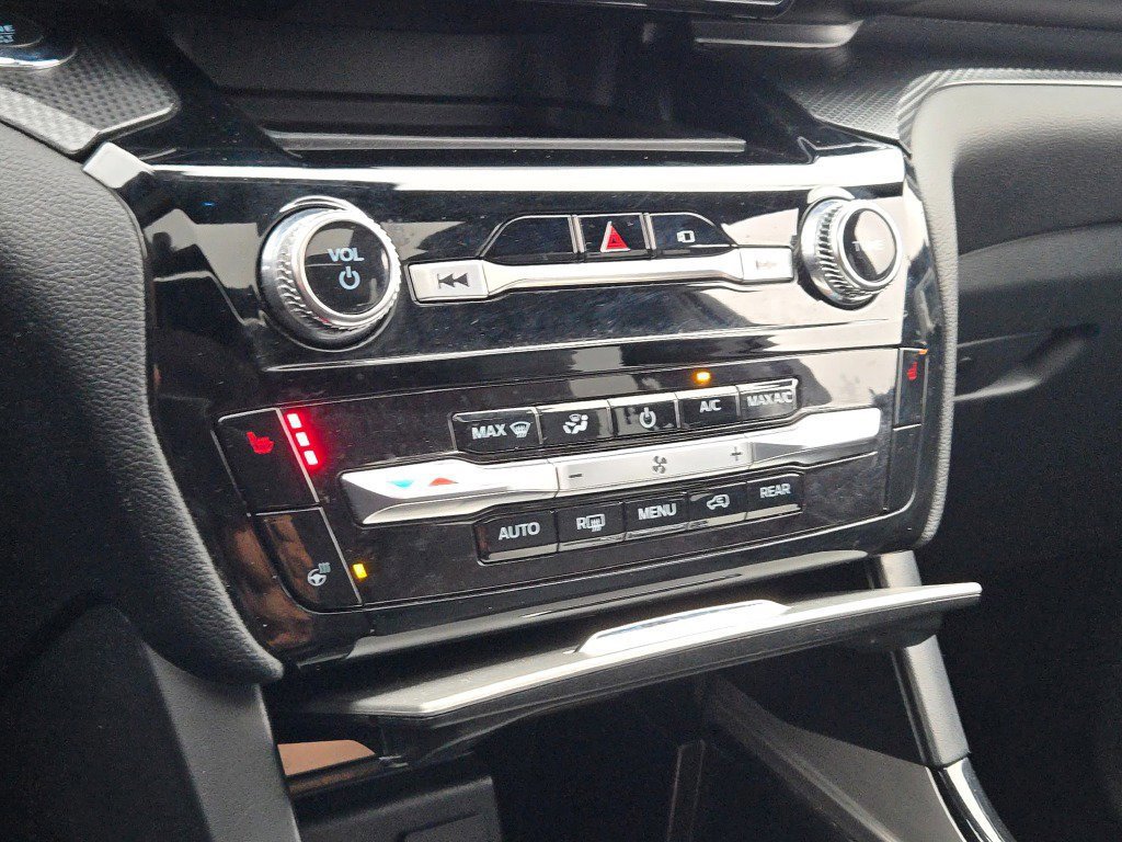 Certified 2023 Ford Explorer ST-Line w/ Class IV Trailer Tow Package image 38