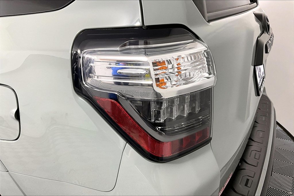 Used 2021 Toyota 4Runner TRD Pro AWD/4WD image 29