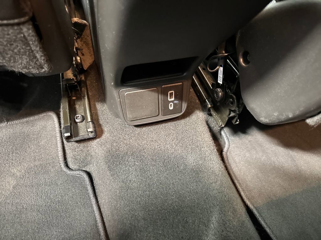 Used 2024 Buick Encore GX Sport Touring AWD/4WD image 33