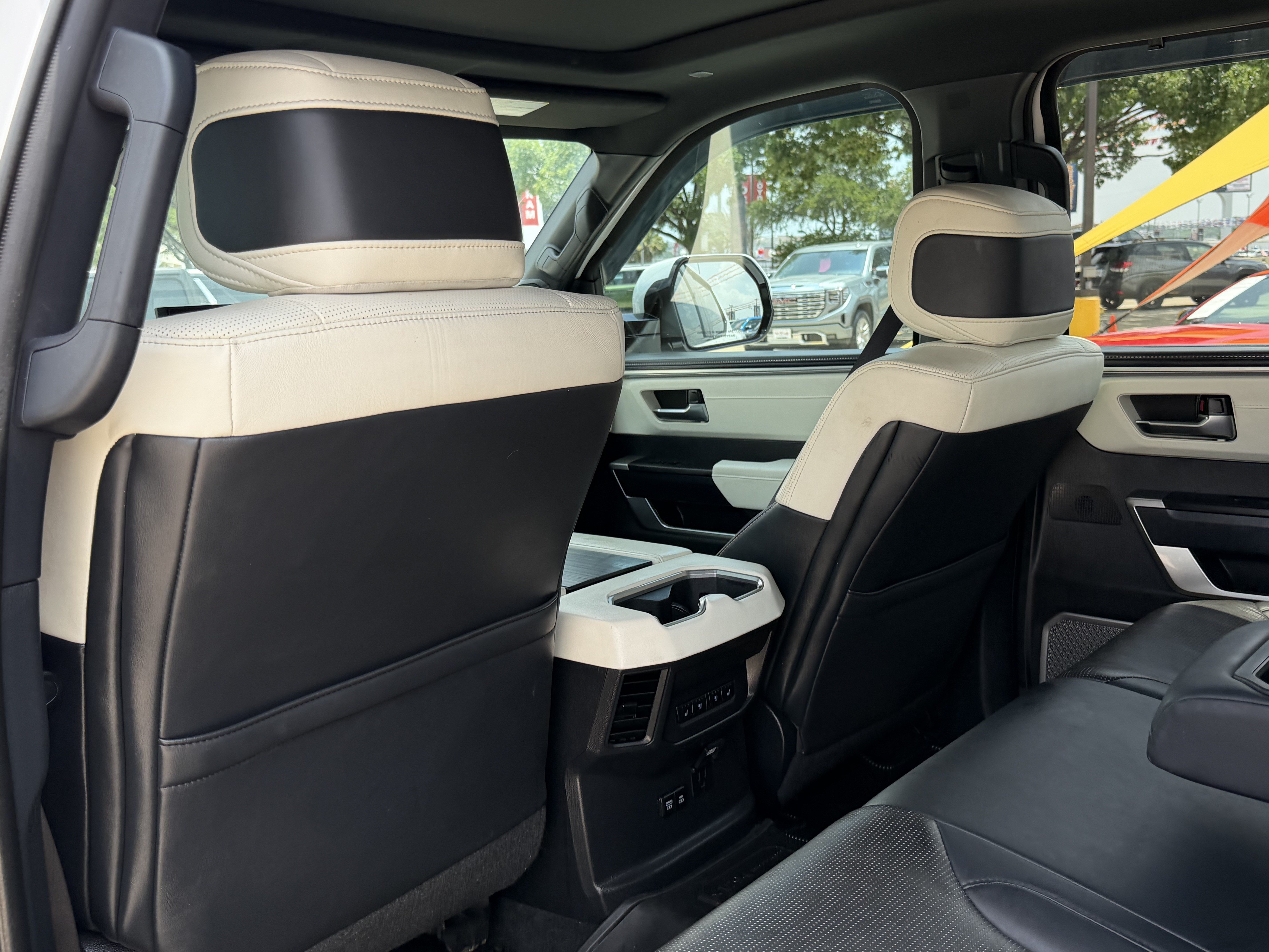 Used 2024 Toyota Tundra Platinum AWD/4WD image 12