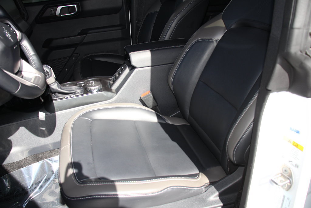 Certified 2025 Ford Bronco Outer Banks AWD/4WD image 23