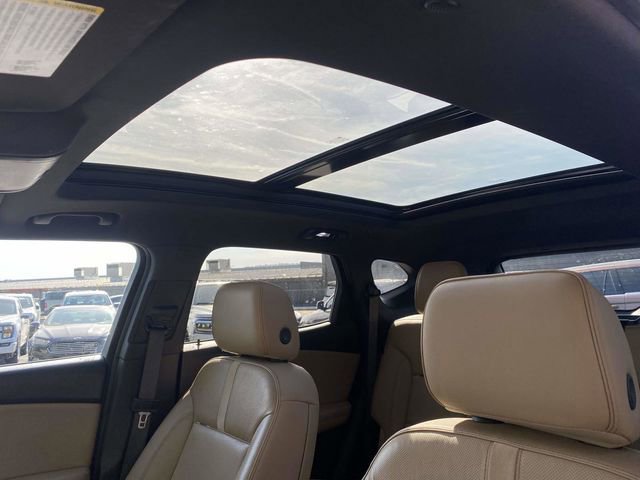 Used 2019 Chevrolet Blazer Premier w/ Sun and Wheels Package image 17