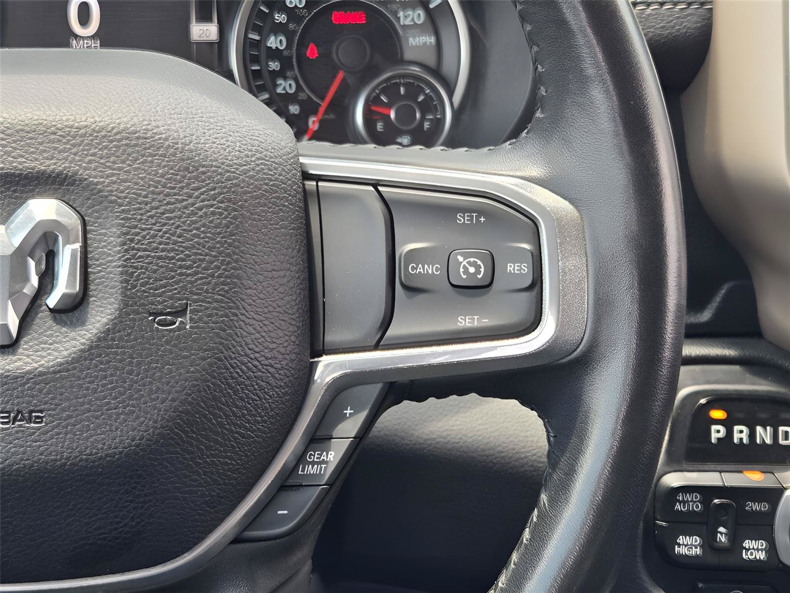 Used 2022 RAM 1500 Laramie AWD/4WD image 26