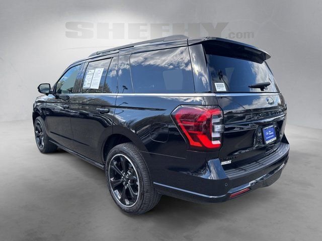 Certified 2023 Ford Expedition Limited image 3