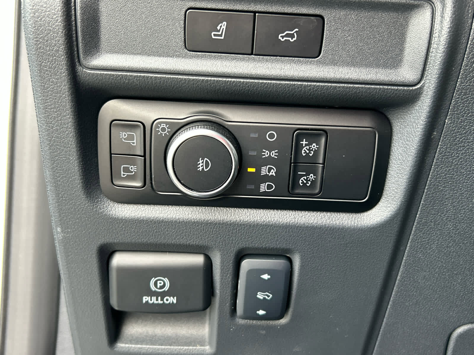 Certified 2024 Ford Expedition Max Platinum image 35