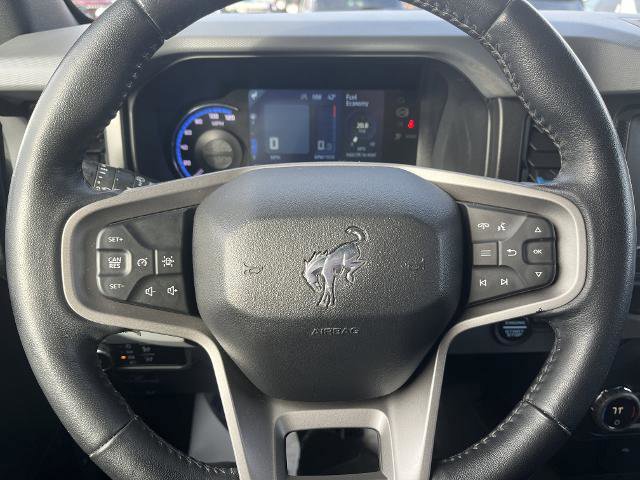 Certified 2023 Ford Bronco Black Diamond image 13